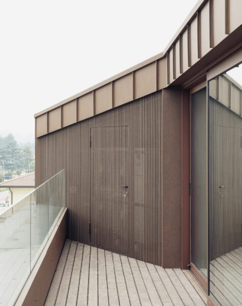 Rivestimento facciate con lamiere forate